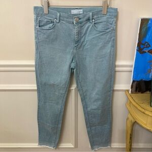 LOFT Light Blue Ankle Jeans Skinny Straight Size 6 Teal EUC Raw Cuff